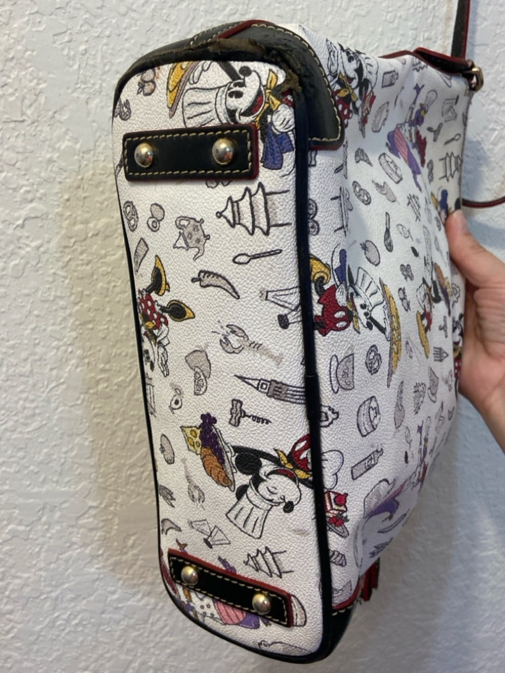 Disney Dooney & Bourke Figment Crossbody 2018 Epcot Food Wine Festival Bag READ - Picture 10 of 16